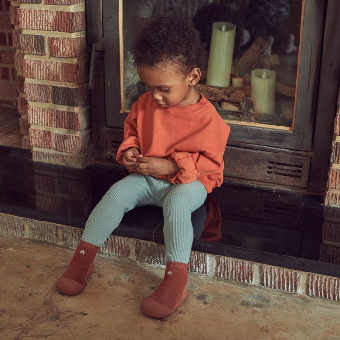 Mazuļu pirmās kurpes Attipas "Basic red" 