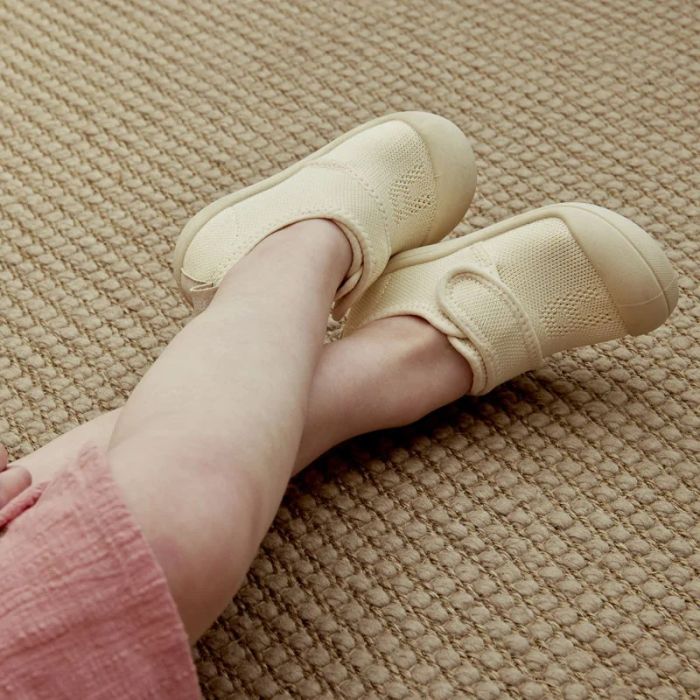  Mazuļu un bērnu apavi  Attipas "Sneakers beige"  (24-30 izmēriem)