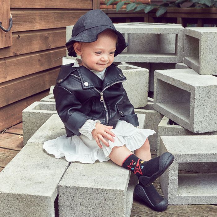 Mazuļu pirmās kurpes Attipas "Rock black" 