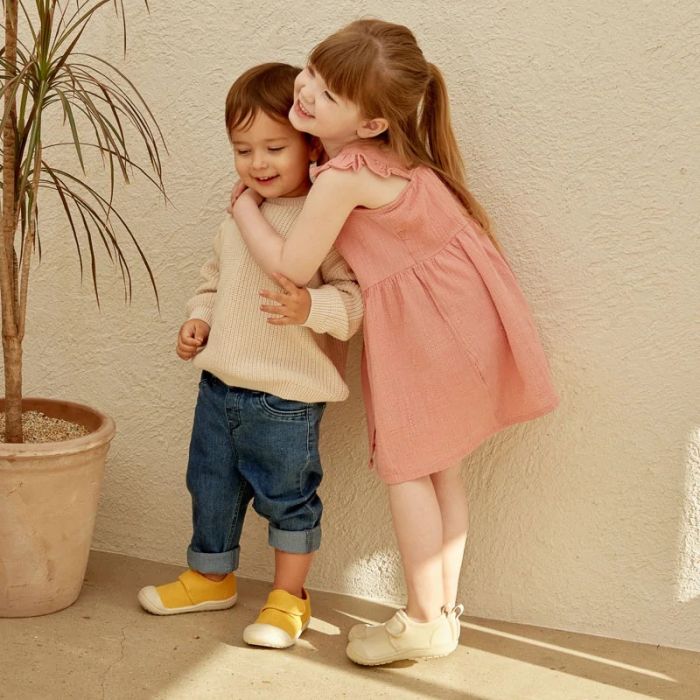  Mazuļu un bērnu apavi  Attipas "Sneakers beige"  (24-30 izmēriem)