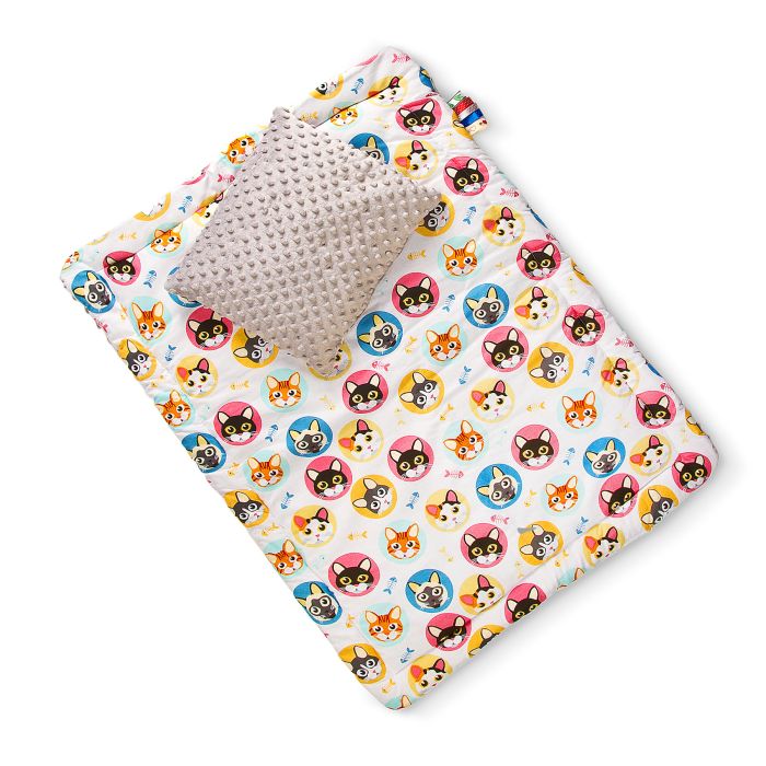 Komplekts "Minky cat" 100x75cm un spilvens "tauriņš"