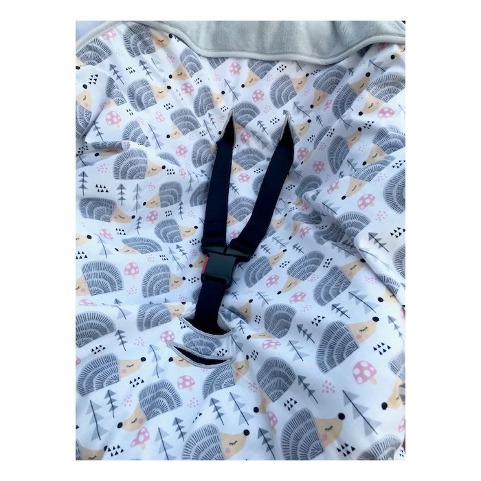 Pledas automobilinei kėdutei