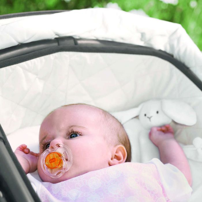 Knupīši AVENT "Translucent" ortodontiski 0-6m baltā krāsā 2 gab.