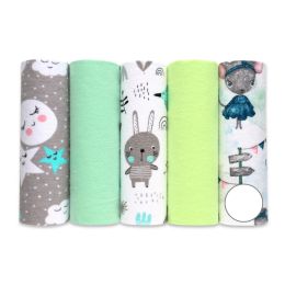 Flanelinių vystyklų rinkinys kūdikiams kurį sudaro 5 vienetai flanelinių vystyklų.